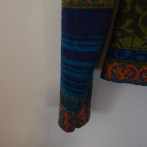 Icelandic Design Sweater Womans Small - Picture 5 of 9